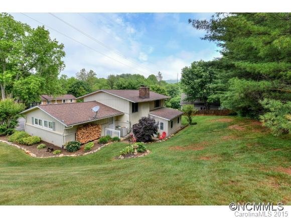 Property image 3 at 147 Camelot Drive, Clyde, NC 28721