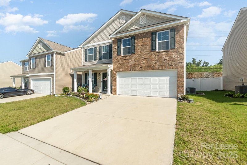 Property image 3 of 1642 Gaston Mountain Drive in Spencer Mountain Village, Dallas, NC 28034