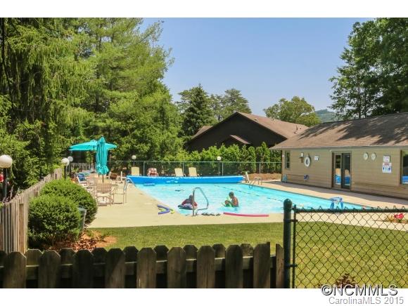 Property image 3 at 47 Hillcreek Drive, Asheville, NC 28804