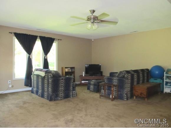 Property image 2 at 315 Melissa Way, Hendersonville, NC 28781