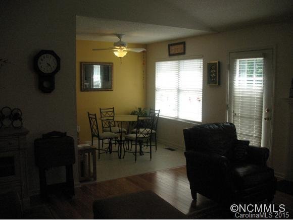 Property image 4 at 45 N Woodridge View Ct, Hendersonville, NC 28791