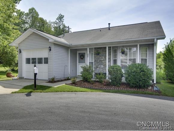 484 N Woodfield Court