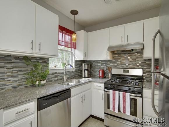 Property image 5 at 484 N Woodfield Court, Hendersonville, NC 28791