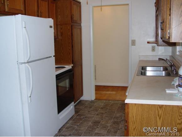 Property image 3 at 27 Forestdale Drive, Asheville, NC 28803