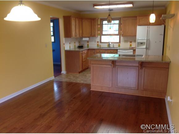 Property image 3 at 10 Pleasant Run, Asheville, NC 28806