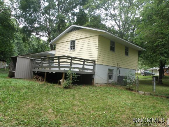 Property image 2 at 99 Wicklow Dr, Asheville, NC 28806