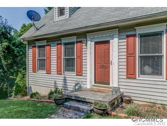 Property image 2 at 105 Arco Rd, Asheville, NC 28805