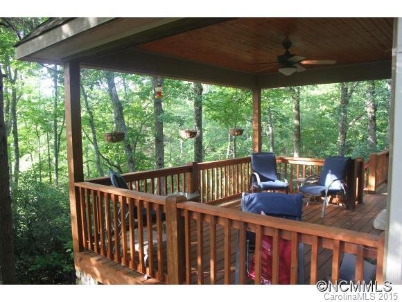 Property image 2 at 148 Dorset Ln, Hendersonville, NC 28792
