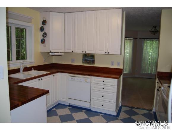 Property image 2 at 302 Sourwood Road, Black Mountain, NC 28711