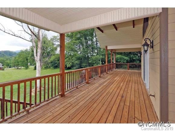 Property image 2 at 385 Stepping Stone Lane, Waynesville, NC 28786