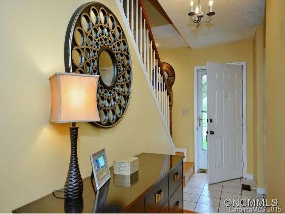 Property image 2 at 8 Rocking Porch Road, Asheville, NC 28805