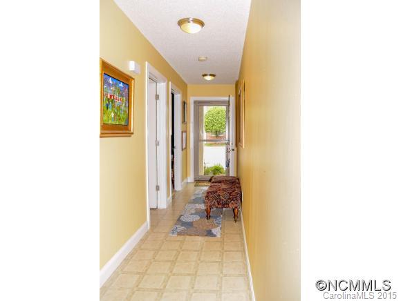 Property image 3 at 252 Wash Creek Unit A, Hendersonville, NC 28739
