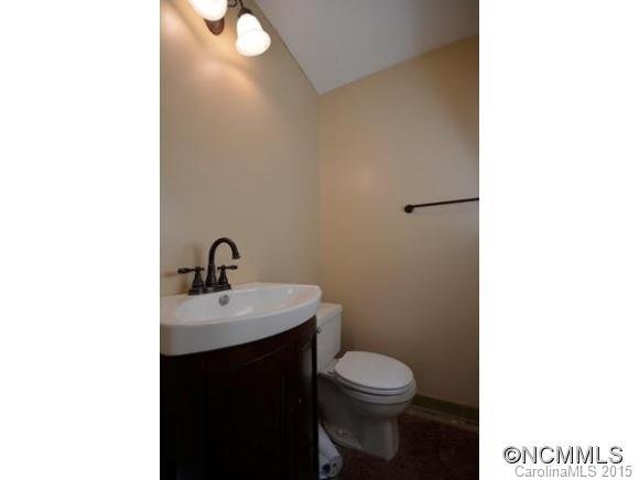 Property image 4 at 24 Brookcliff Drive, Asheville, NC 28804