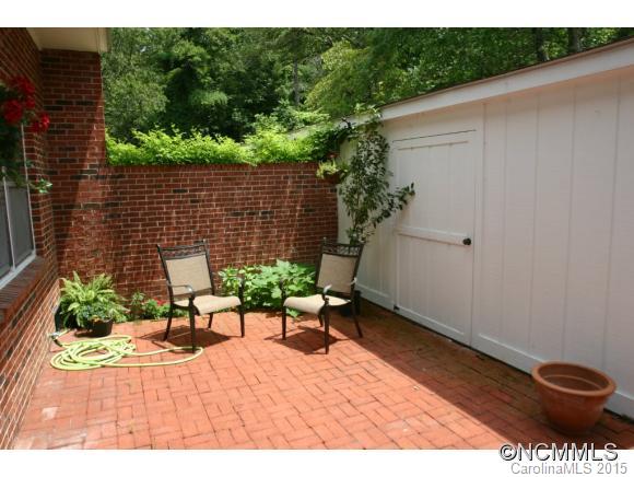 Property image 3 at 1411 C 3 Kensington Road, Hendersonville, NC 28791