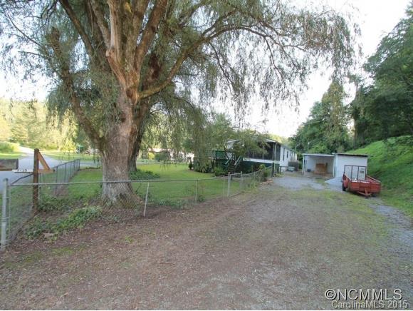 Property image 2 at 15a Turkey Pen Gap, Horse Shoe, NC 28742