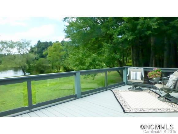 Property image 3 at 47 Oak Gate Drive, Hendersonville, NC 28739