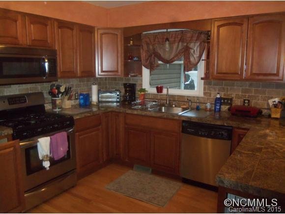 Property image 4 at 202 Fernwood Drive, Hendersonville, NC 28791