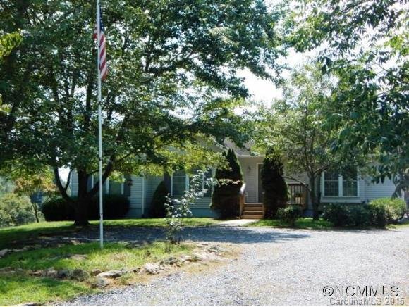 Property image 3 at 215 Green Meadow Lane, Mars Hill, NC 28754