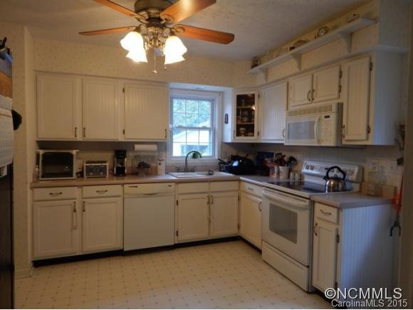 Property image 4 at 215 Green Meadow Lane, Mars Hill, NC 28754