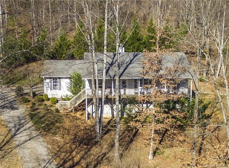 Property image 3 at 214 Cobblestone Drive, Waynesville, NC 28786