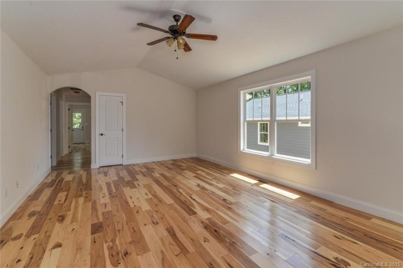 Property image 3 at 152 Marietta Street, Asheville, NC 28803