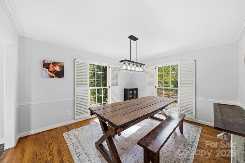 Property image 4 of 7116 Hollyhouse Drive in Ravenwood, Charlotte, NC 28215