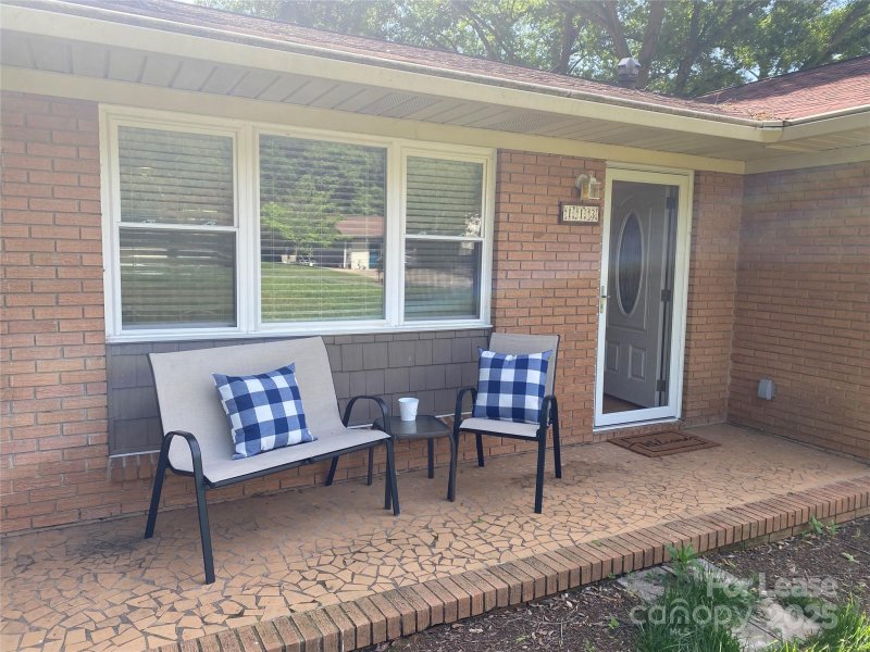 Property image 4 of 113 Forest Drive in Hall Park, Belmont, NC 28012