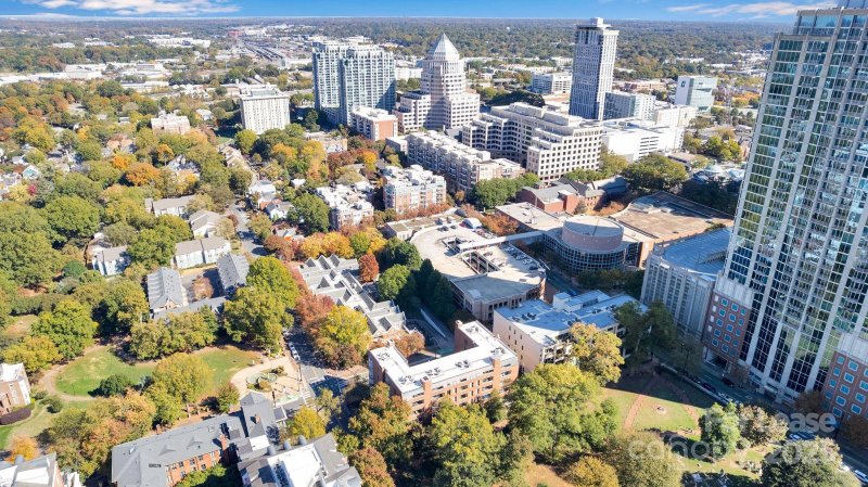 Property image 4 of 224 N Poplar Street in Churchill, Charlotte, NC 28202