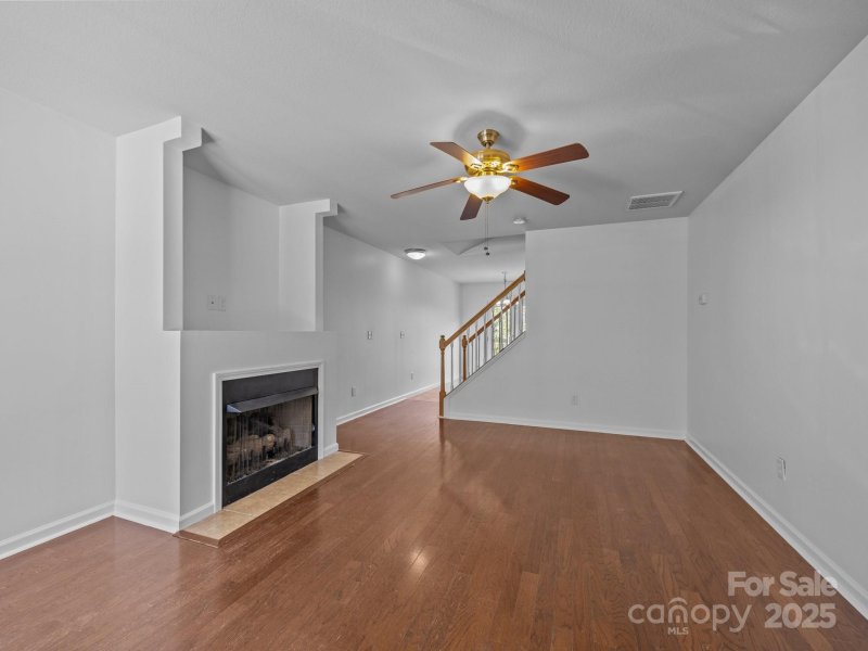 Property image 5 of 107 Alpine Ridge Drive in Mills Creek Condominiums, Asheville, NC 28803