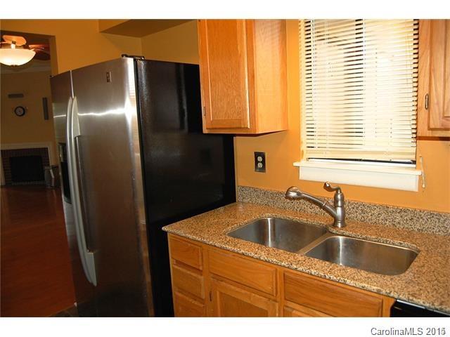 Property image 5 at 224 N Poplar Street, Charlotte, NC 28202