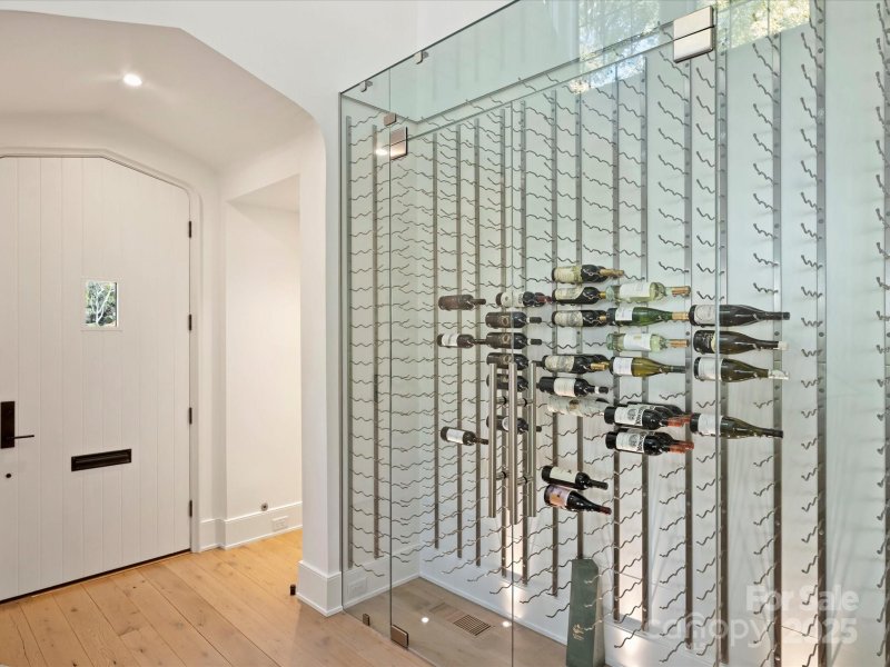 Property image 5 at 2624 Providence Road, Charlotte, NC 28211