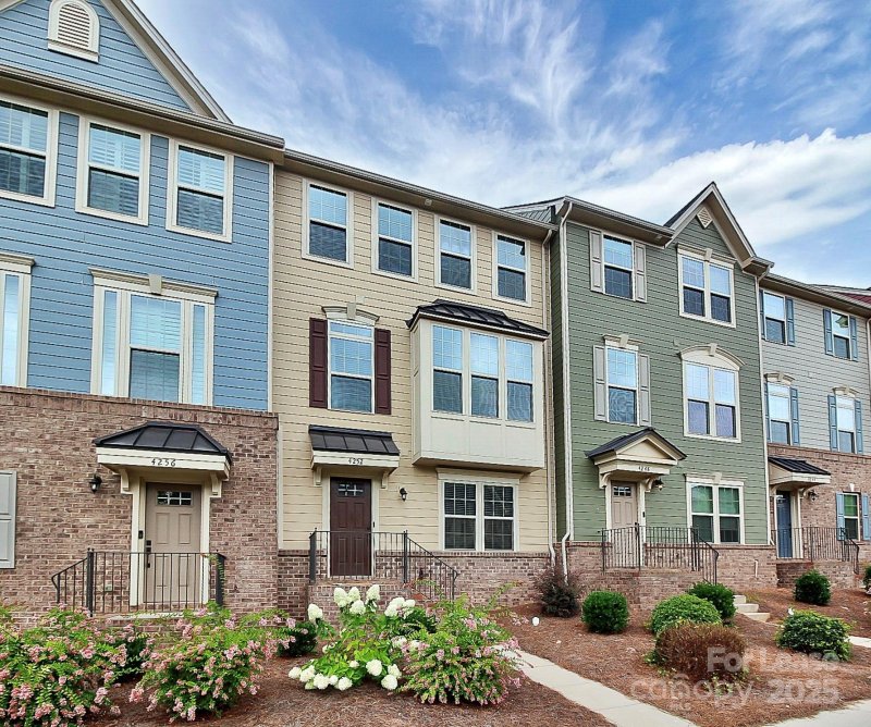 Property image 2 at 4252 Audubon Park Drive, Charlotte, NC 28217