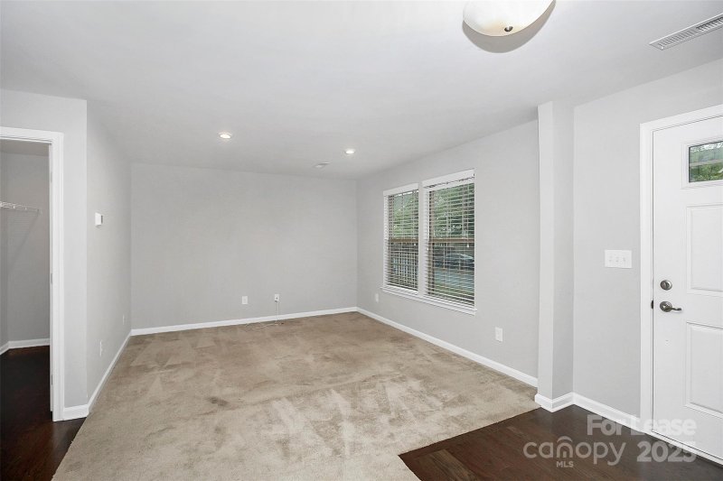 Property image 4 at 4252 Audubon Park Drive, Charlotte, NC 28217