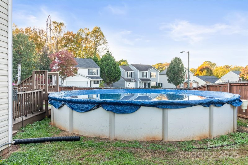 Property image 4 of 805 River Trail Road in Riverview, Lowell, NC 28098