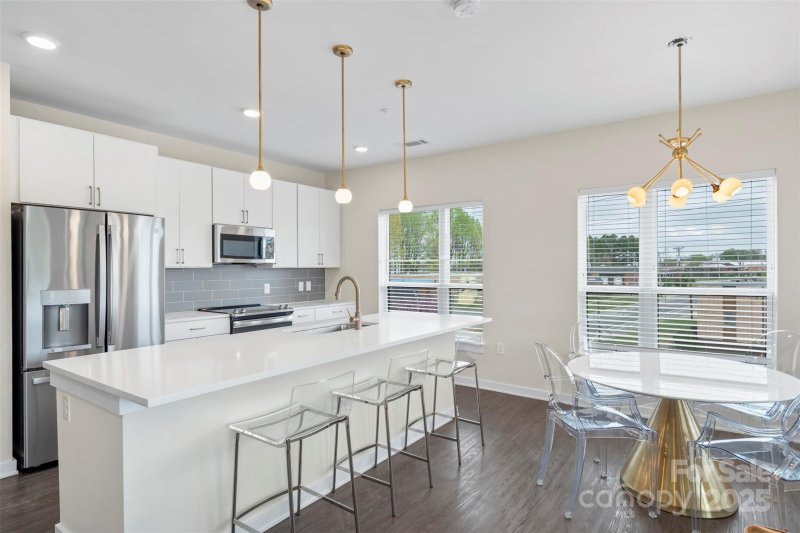 Property image 3 of 3630 N Davidson Street in The Arts District, Charlotte, NC 28205