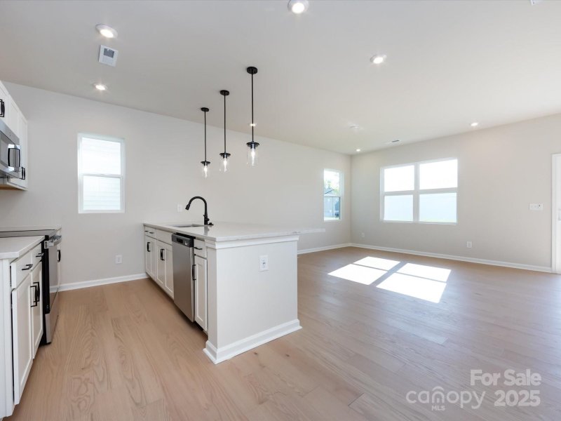 Property image 3 of 2108 Endeavor Run in Fifteen 15 Cannon, Charlotte, NC 28269