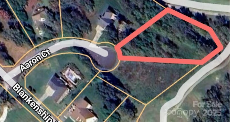 Property image 5 of 4269 Aaron Court in Silver Creek Plantation, Morganton, NC 28655