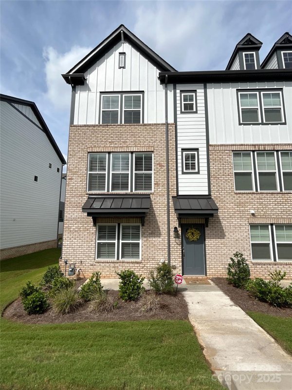 Property image 2 of 12317 Landry Renee Place in Elm at Stonecrest, Charlotte, NC 39388