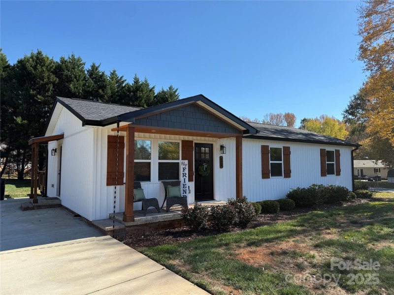 624 Cedar Grove Drive