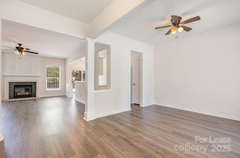 Property image 5 at 7515 Eurostar Drive, Charlotte, NC 28213