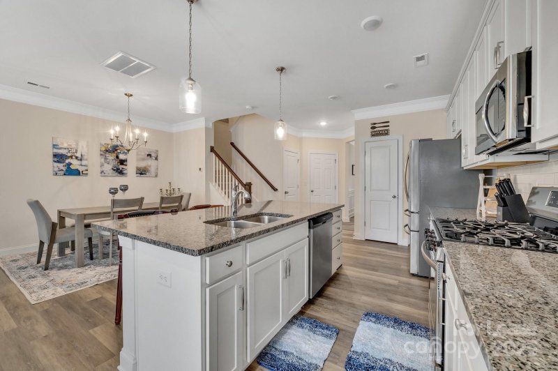 Property image 4 at 5546 Harris Cove Drive, Charlotte, NC 28269