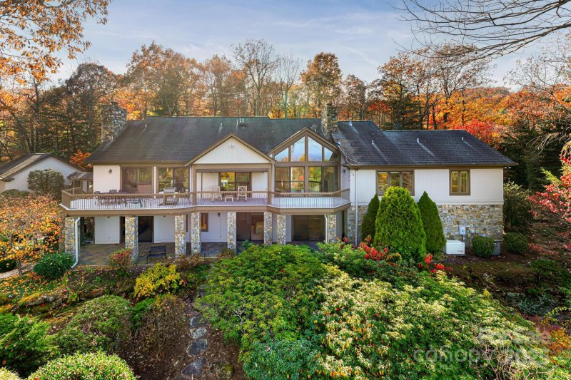 Property image 4 at 106 Woodglen Court, Flat Rock, NC 28731