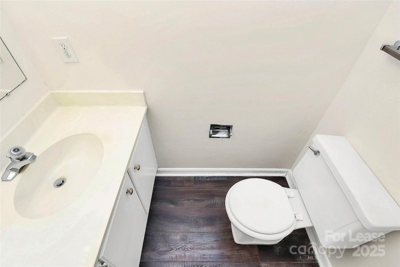 Property image 4 at 6001 Heath Valley Road, Charlotte, NC 28210