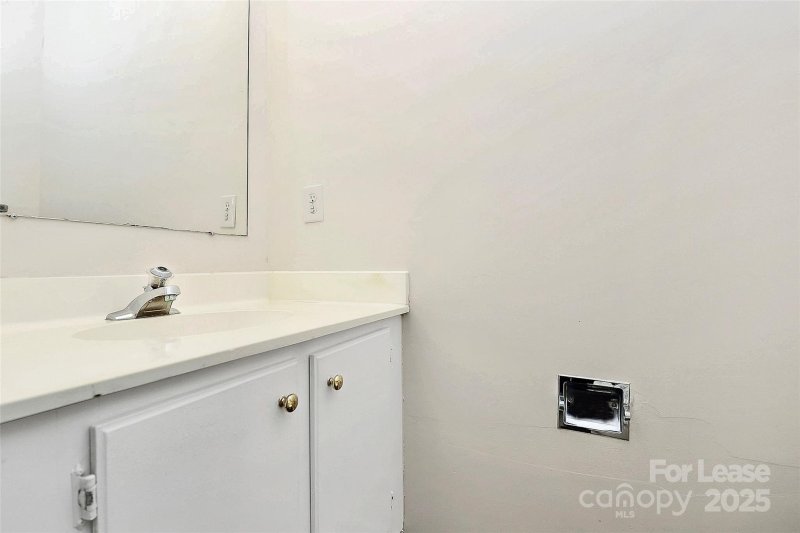 Property image 5 at 6001 Heath Valley Road, Charlotte, NC 28210