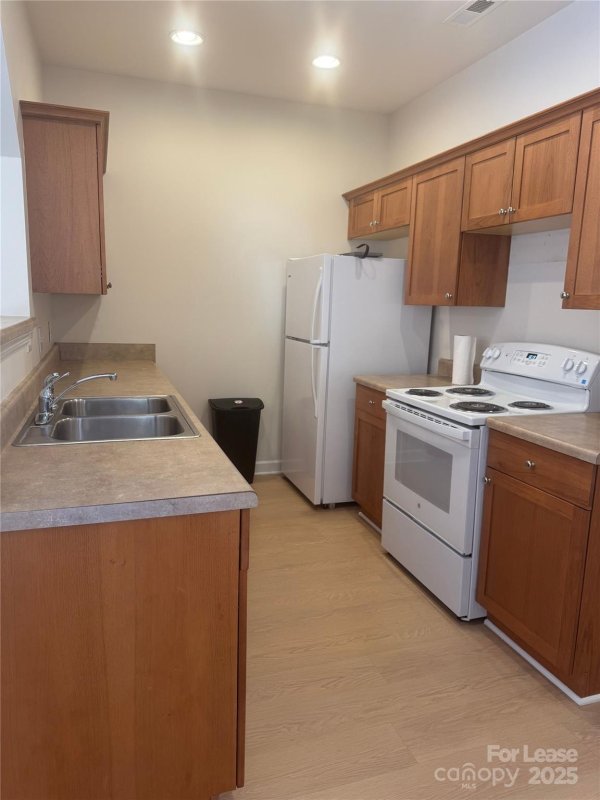 Property image 5 at 13227 Meadowmere Road, Huntersville, NC 28078