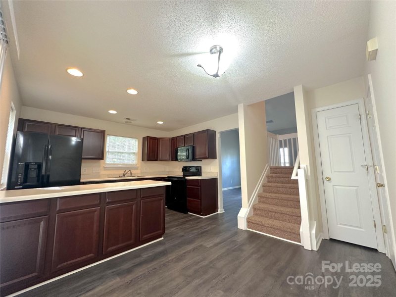 Property image 4 at 3040 Caldwell Ridge Parkway, Charlotte, NC 28213