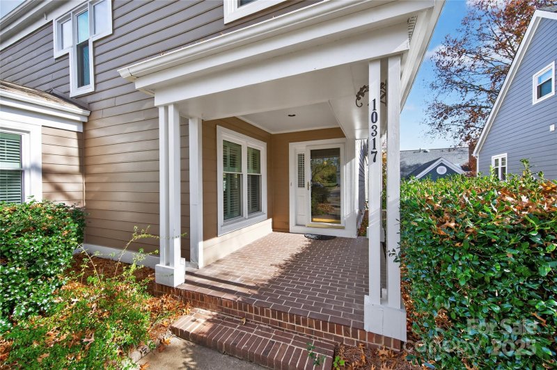 Property image 2 at 10317 Johns Towne Drive, Charlotte, NC 28210