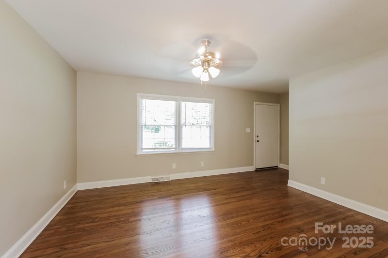 Property image 3 at 1532 Downs Avenue, Charlotte, NC 28205