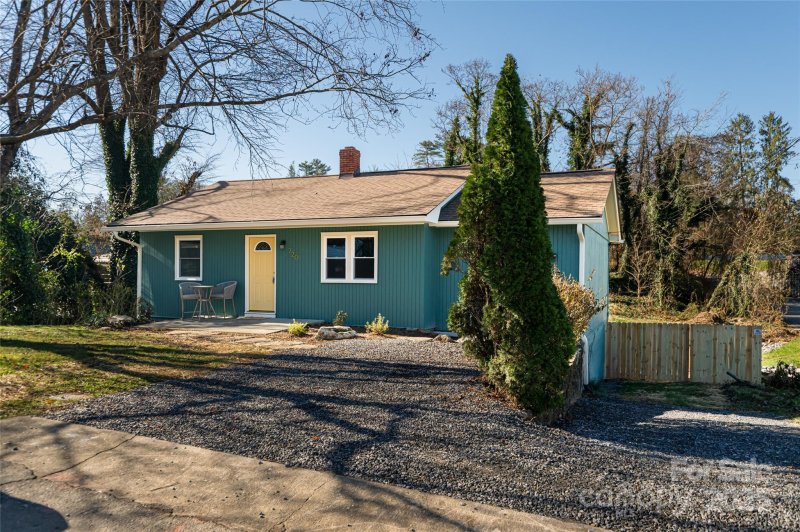 Property image 2 at 720 Reed Street, Asheville, NC 28803