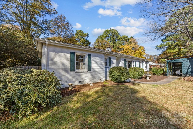 Property image 4 at 1417 Havencrest Avenue, Charlotte, NC 28211